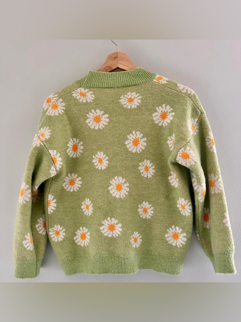 Green Daisy Cardigan Sweater - Picture 2 of 6
